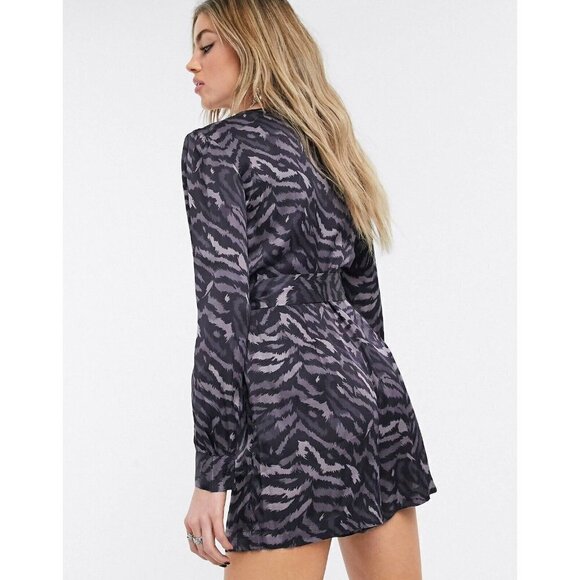 All Saints Women’s Size 8 Irina Remix Jumpsuit Animal Print Romper Long Sleeve - Picture 3 of 16